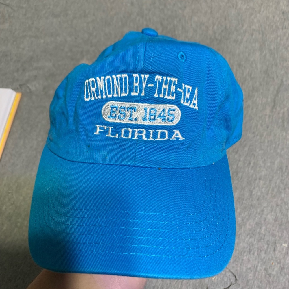 hat - Picture 2 of 3